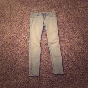 Ambercrombie-Fitch kids pants